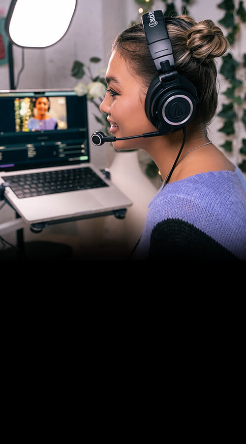 Mics and Headsets for Creators
